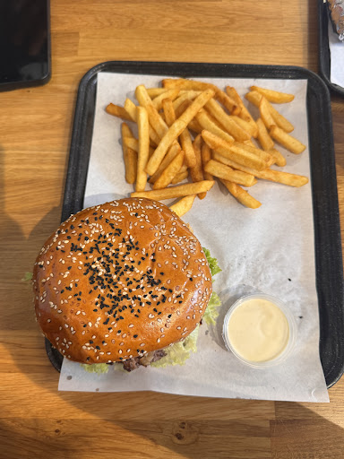 Photo of Brudis - Doner & Burger - 118 High Rd, London N2 9ED